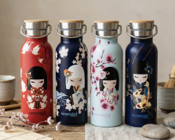 Butelka termiczna Kimmidoll 500 ml – z wizerunkiem Nozomi